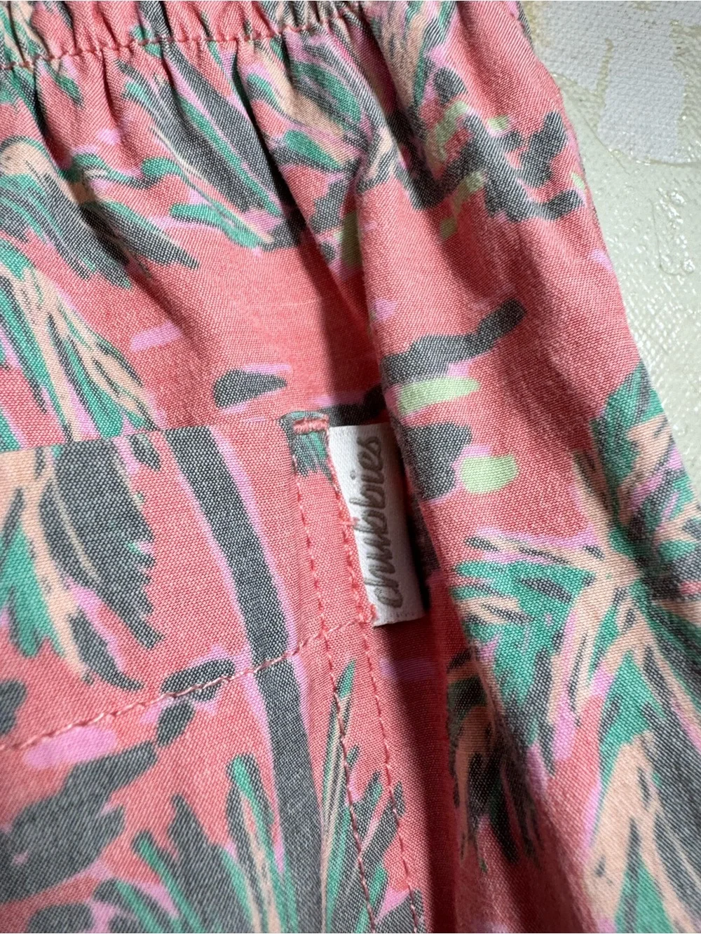 Chubbies Men's Coral Tropical Print Hula Girls Swim Trunks